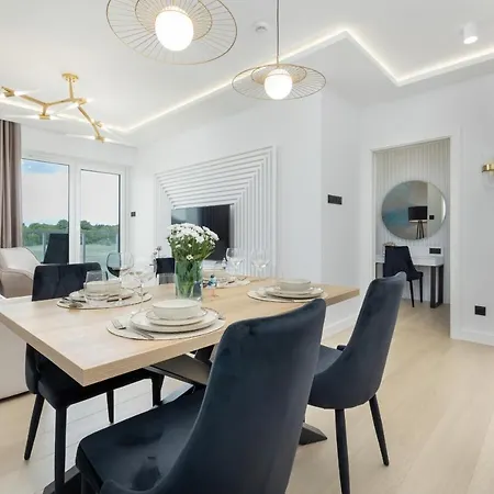 Polanki Aqua With Parking By Renters Prestige Kolobrzeg
