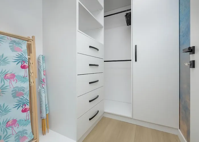 Polanki Aqua With Parking By Renters Prestige Kołobrzeg